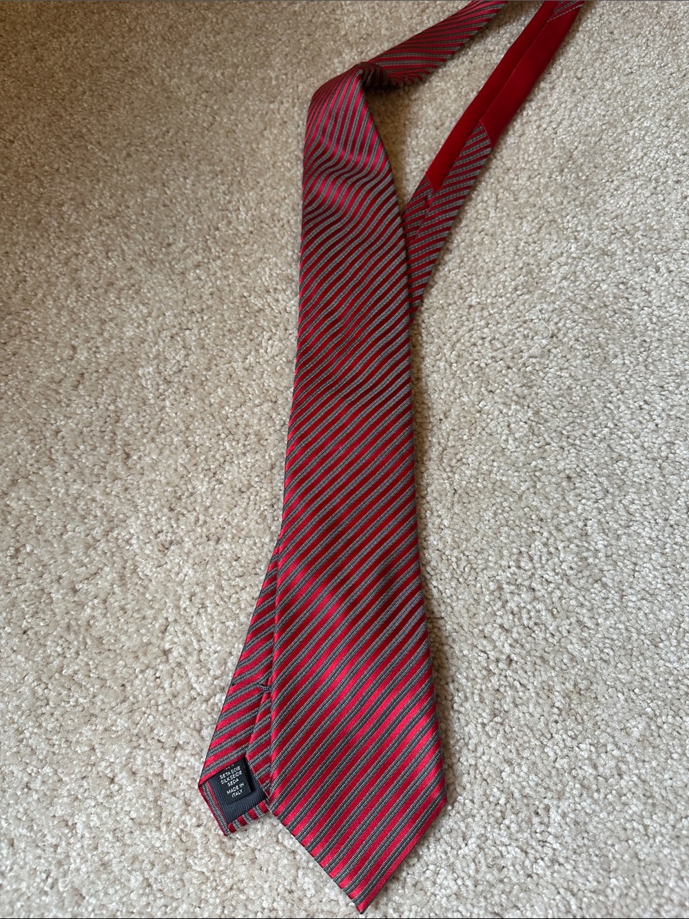 Ermenegildo Zegna Red and Gray Diagonal Stripe Tie